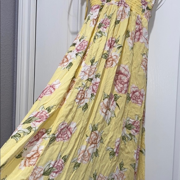 Yellow Summer Maxi Dress - Picture 3 of 5